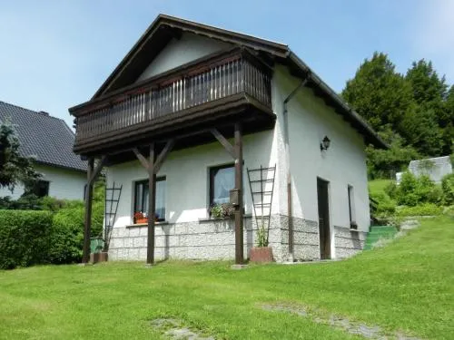 Family-Friendly Forest Home in Altenfeld, Deutschland