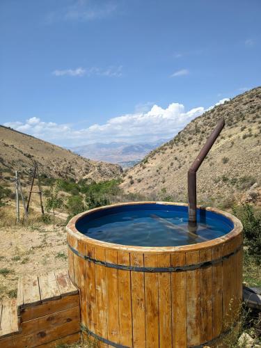 Cottage near Noravank, Areni, Sauna, Wine in Areni