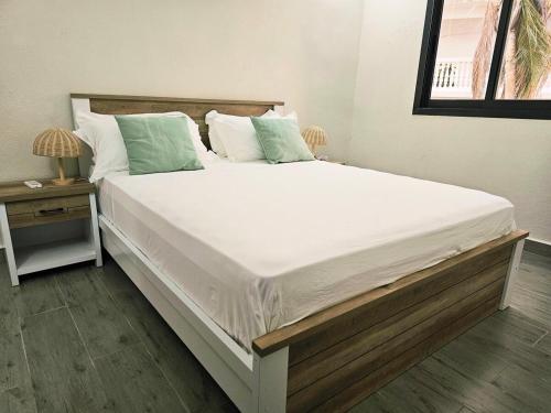 T3 Cosy face à l'îlot (T3 Cosy face a l'ilot) in 치코니