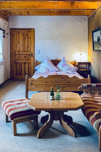 Hotel Olbernhau mit Sauna - Kleines Landhotel zur Ofenschenke in Pfaffroda