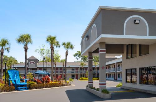 Hotel South Tampa & Suites - image 13