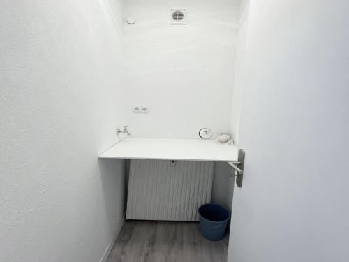 Apartment with Balcony in Krefeld, Krefeld (Foto 6)