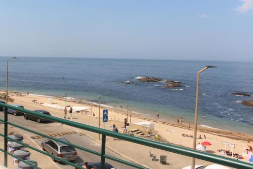 สภาพแวดล้อมโดยรอบ, Azulmaris - Direkt am Strand in Vila Chã - Terrasse und Meerblick (Azulmaris - Direkt am Strand in Vila Cha - Terrasse und Meerblick) in วิลลา โด คอนเด
