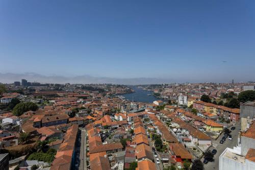 Liiiving in Gaia - Douro Balcony View, Вила-Нова-ди-Гая (фото 11)