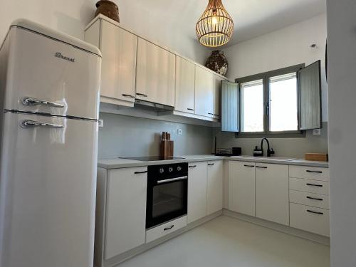 Ammos Andros Accommodation in Ormos Korthiou (Cyclades)