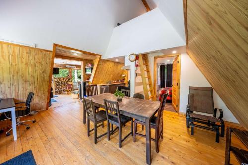 Spa & Waterfront Relaxation - Le Chalet EDGAU, Saint-Alban (fotografie 5)