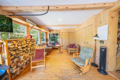 Spa & Waterfront Relaxation - Le Chalet EDGAU, Saint-Alban (fotografie 8)