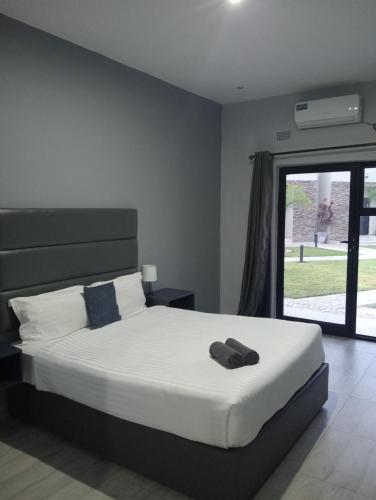 2br Appartment with Backup and Fast Wifi in Chelston