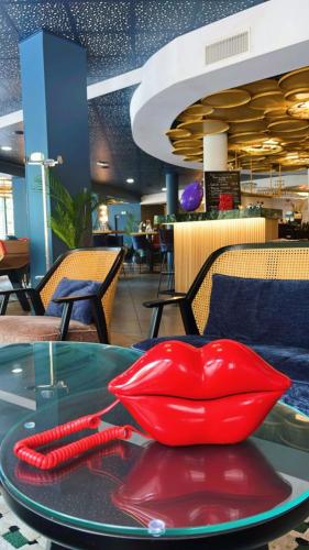 Dali Hôtel Perpignan - Restaurant - Hotel - Perpignan