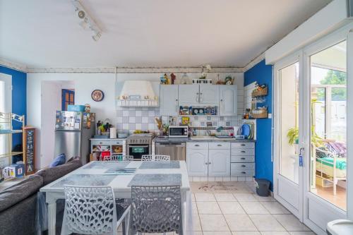 Konyha, Ty Provans e Breizh - Maison pour 12p in Audierne