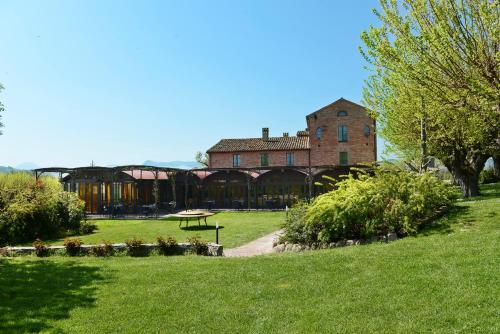  L'Infinito Country House, Serra deʼ Conti bei San Lorenzo in Campo