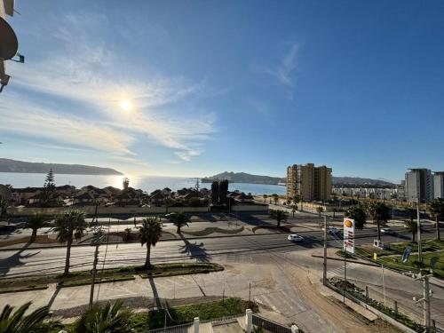 Portal Pacifico, Frente a balneario La Herradura