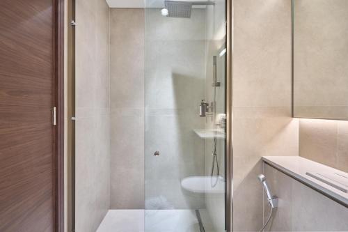 STAY BY LATINEM Luxury 2BR Holiday Home CVG 807 Near Downtown, Dubai (photo 9)