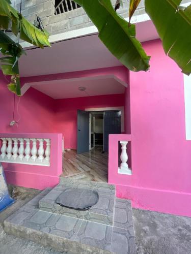 Maison rose in Dembeni