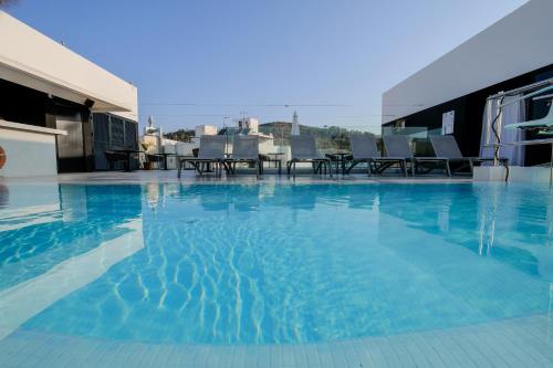 M. HOTEL - Main