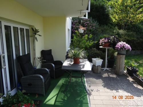 Balkons/terase, Kleine Einliegerwohnung- komfort Home! in Lahnau