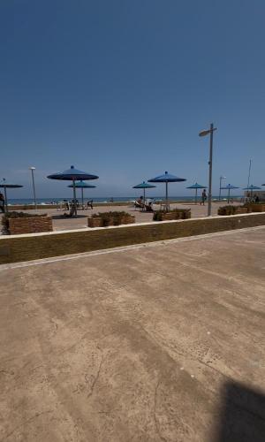 1st Line Beach Direct Access Private Parking, Valencia (foto 7)