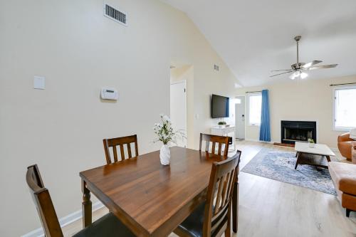 Greenville Getaway Close to Campus and Stadium! in Wilson Acres