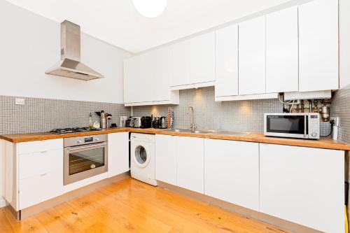 Spacious 2-Bedroom apartment - Downtown, 5 min walk to London Eye, Londýn (fotografie 5)