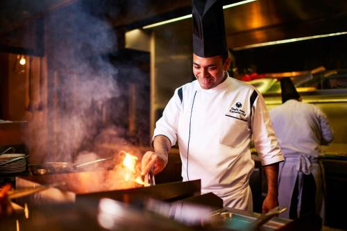 Restaurant, Centro Capital Doha by Rotana in Musherib
