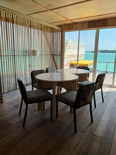 Sisipan Island Resort in Pulau Bum Bum