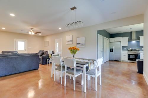 1 Mi to Lake LBJ: Peaceful Home w/ Patio & Yard! in Granite Shoals (TX)