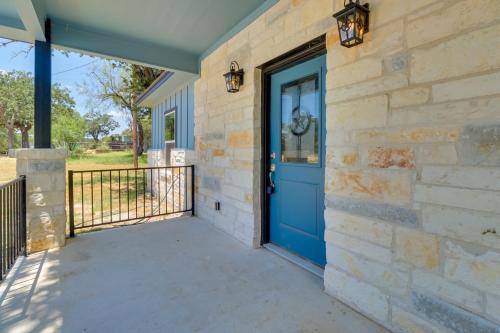 1 Mi to Lake LBJ: Peaceful Home w/ Patio & Yard! in Granite Shoals (TX)