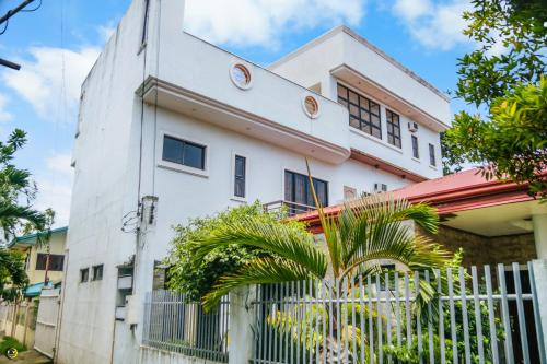 Exterior view, Caliah Homes Apartelle in Balamban