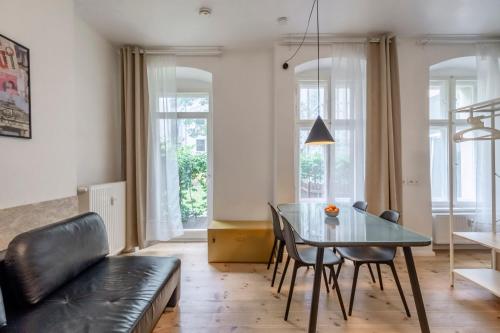 Mooeve Boxi Studios in Berlin, Deutschland