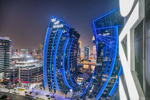 Heart of Downtown - Dubai Mall & Burj next door, Dubai (photo 8)
