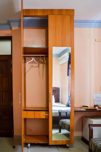 Global Palace Hotel