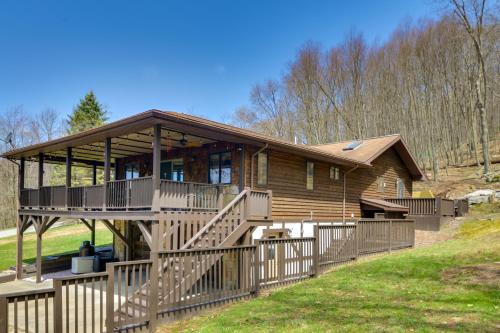 Lovely Terra Alta Cabin Less Than 1 Mi to Alpine Lake in Terra Alta