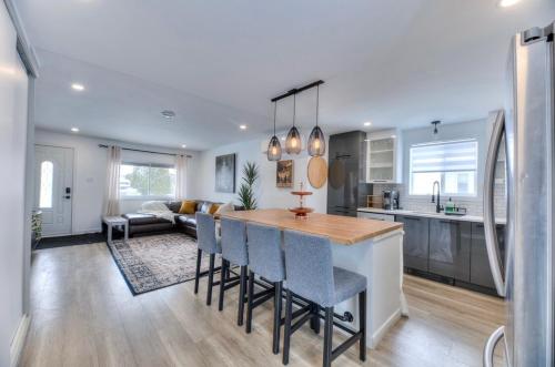 Konyha, Great Gaston in Longueuil (QC)