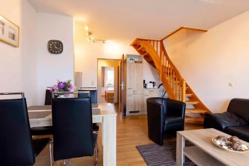 (DKK11) Ferienwohnung Strandburg in Niendorf, Deutschland