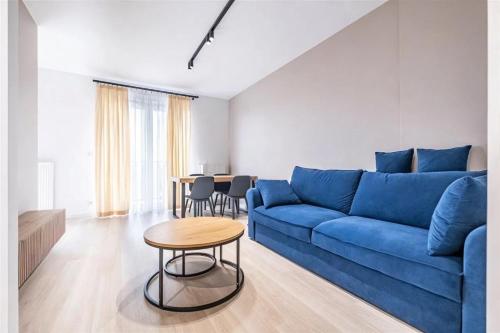 Lux Airport Apartment, Warschau