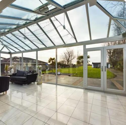 Beautiful House in Blackpool near the beach in Westby-with-Plumptons