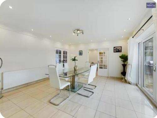 Beautiful House in Blackpool near the beach in Westby-with-Plumptons
