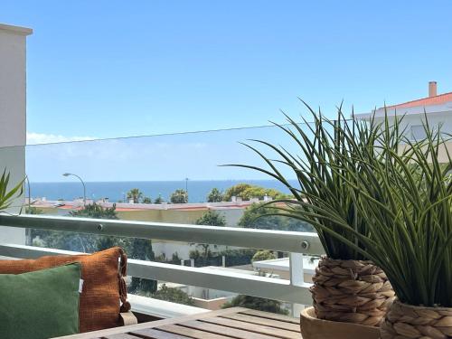 Lux Apt in Priv Condo with Pool, near Beach, Parking & Easy Access to Lisbon, Parede (zdjęcie 9)