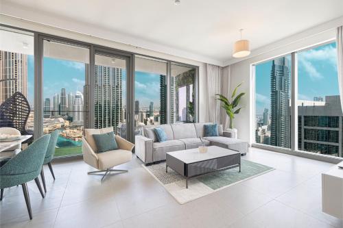 Stunning Downtown 4BR Sky High Luxury Apartment with Fountain Views, Dubaï (photo 2)