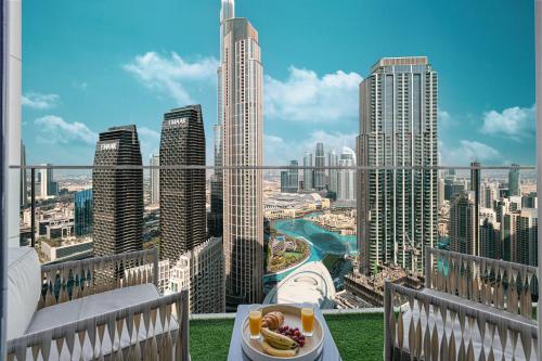 Stunning Downtown 4BR Sky High Luxury Apartment with Fountain Views, Dubai