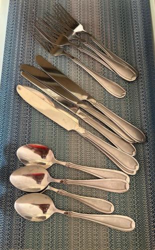 Modern Apartment, private Entrance, Private Backyard in Sunrise