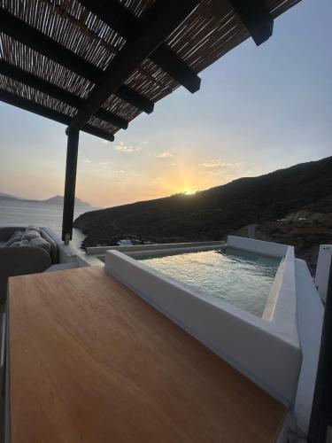 Petradi Studios & Villa 5