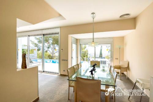 Cool & Modern Villa Giovanna with Air Conditioning, Private Pool & Sea Views, Ситжес (фото 10)