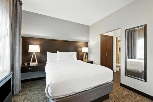 Relux at Westchase - image 14