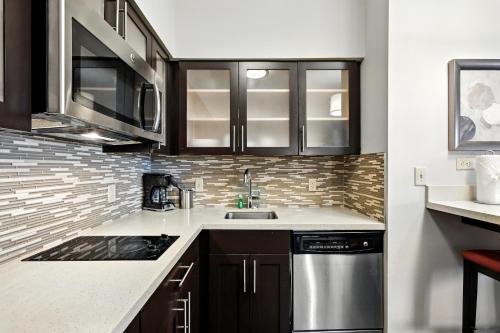 Relux at Westchase - image 7