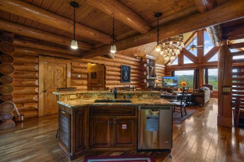 Gods Country by American Patriot Getaways in Wears Valley (TN)