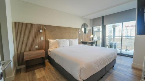 Spot Suites, Santiago
