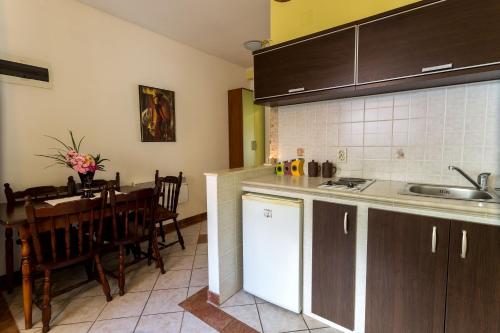 Arijana Accommodation - image 14