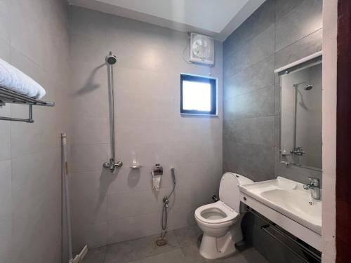 Bridge Residency Guest House - image 10