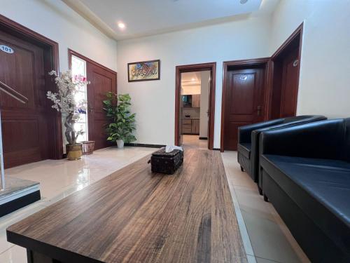 Bridge Residency Guest House - image 13